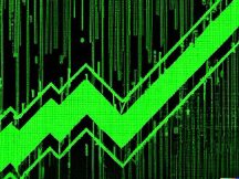 比特币（BTC）徘徊在 21000 美元以上，以太坊（ETH）飙升