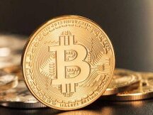 2009年五万元不存进银行，而是买比特币现在能变成千万富豪吗？