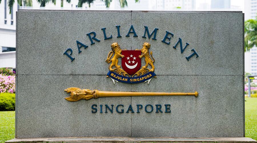 新加坡立法者向总理咨询加密货币监管举措 (1)