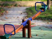 Coinbase交易额自1月以来下跌83％