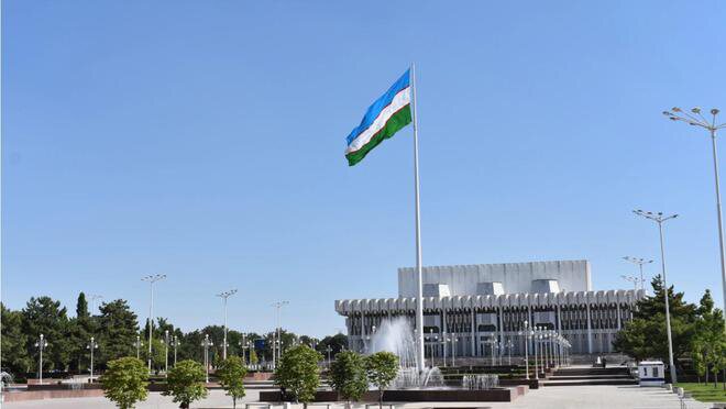 乌兹别克斯坦颁布加密法令规范加密货币的采矿和交易