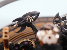 爱马仕进军NFT注册商标！杰克宝推出比特币限量手表