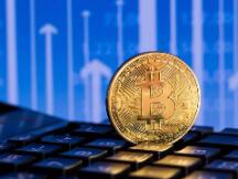 比特币2000美金急挫是诱空，别被吓到了