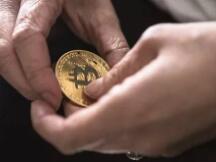 比特币日线反转，第三条路隐现端倪？