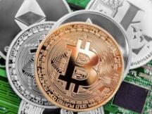 比特币行情惊现海底捞月 ，12000美元大关攻防大战