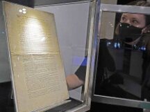 从一个meme到4700万美元：宪法DAO、加密货币和众筹的未来