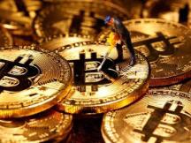 一度突破2.8万美元关口 比特币又“疯狂”