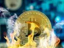 比特币又跌回4.7万，专业人士：箱体震荡建议获利了结或做相应对冲