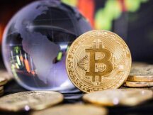 比特币以67,016美元创下10月月线收盘新高