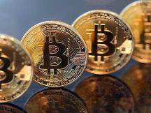 知名策略师：比特币或跌至2.5万美元