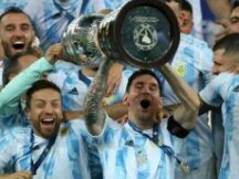 美洲杯奖杯奖杯铸造为 NFT