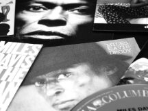 Snowcrash NFT 平台将带来 Bob Dylan x Miles Davis NFT