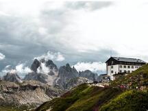 DeFi项目的盈利逻辑