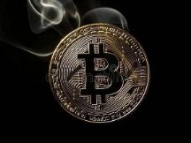 8万枚比特币遭抛售！挽救Luna的最后一搏告败 420亿美元凭空蒸发