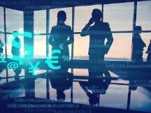 最近的事实证明，比特币价格走势与股市完全吻合