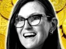 “木头姐”称比特币5年内有望达到56万美元