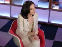 成就Facebook 社交帝国的女人：Sandberg宣布即将离职