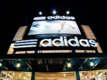 继林俊杰后，阿迪达斯"买地"深度入局，区块链元宇宙两大龙头浮出水面