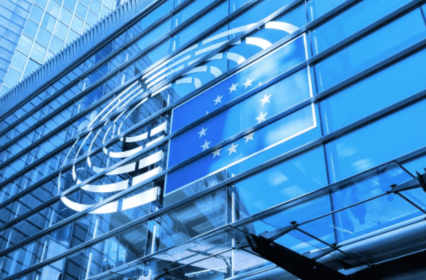 欧盟议会投票决定对私人加密钱包实施 KYC 制度