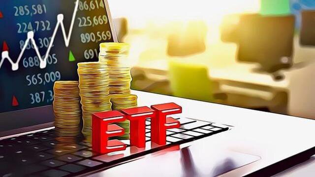 比特币现货 ETF 审批可能面临延迟，令机构加密投资者感到恐慌