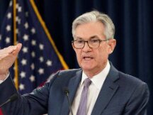 一句话引比特币走低！鲍威尔：该撤下通膨暂时说、加速缩债