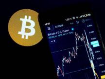 有惊无险，比特币再一次于53000一线企稳