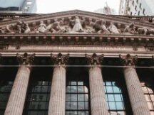 牛市将继续，当下最值得买入的五只美股