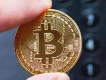 比特币的情绪来到了新的高度，高盛的高管都要买比特币