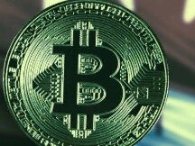 比特币ETF首日开盘，一小时内达到8000万美元