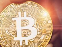 比特币四天内重返40000美元