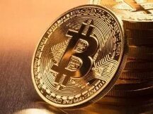 BTC贴近年线 酝酿双重底背离？