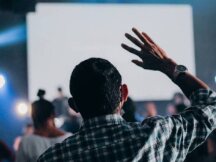 随着 DC 的 DeFi 审查力度加大，Uniswap Labs 聘用前奥巴马发言人