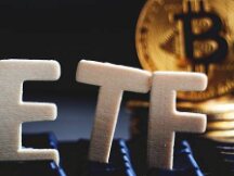 Bernstein：美国批准现货比特币 ETF 的可能性相当高