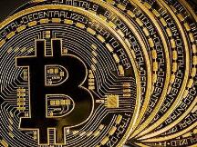 比特币市值突破万亿美元，再创新高