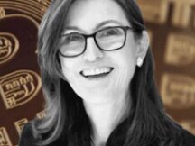 女版巴菲特旗下方舟基金提交比特币ETF申请文件