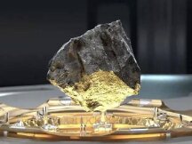 皇帝的新衣？数字化的时尚行业，买奢侈品NFT到底买了个啥？