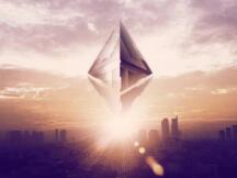 ETH走出独立行情，日涨幅远超BTC，价格再创新高