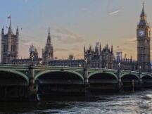 英国上市公司Mode宣布将10%储备换成比特币，开创英国先例