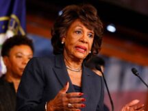 民主党高层 Maxine Waters ：对 PayPal 的新稳定币“深感担忧”