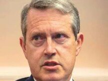 FSB 主席：加密法规应解决风险，但更应保护该行业的创新